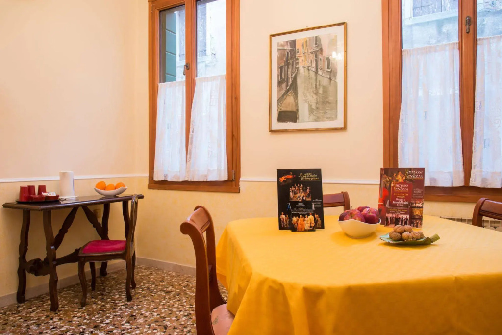 Casa Alla Fenice