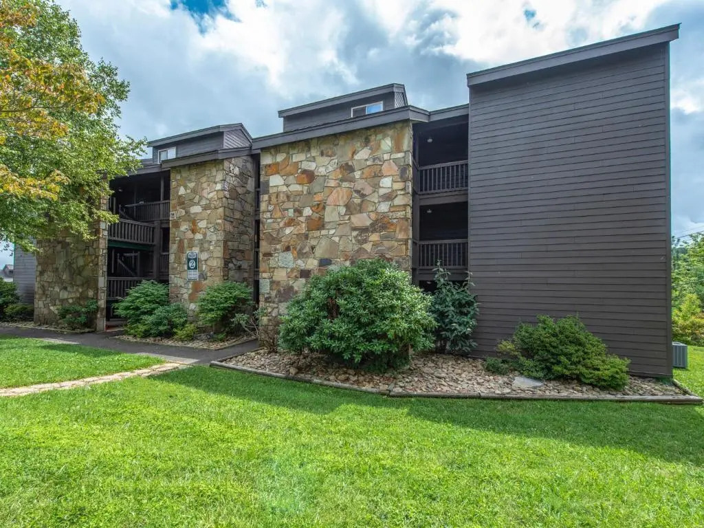 Tucked Inn 2101, Sleeps 4, Pool, Grill, Wifi