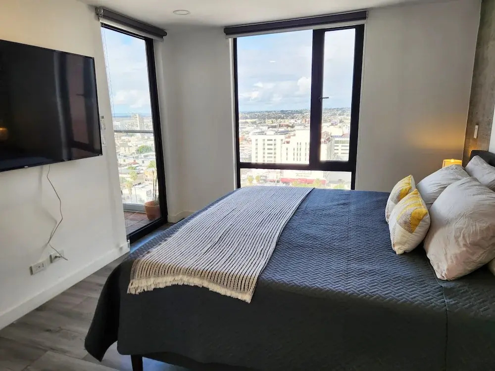 Distrito Revolution Suites
