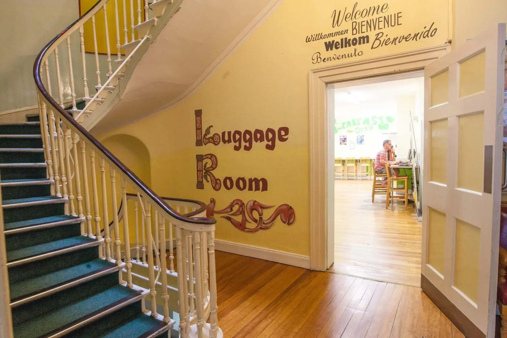 Four Courts Hostel
