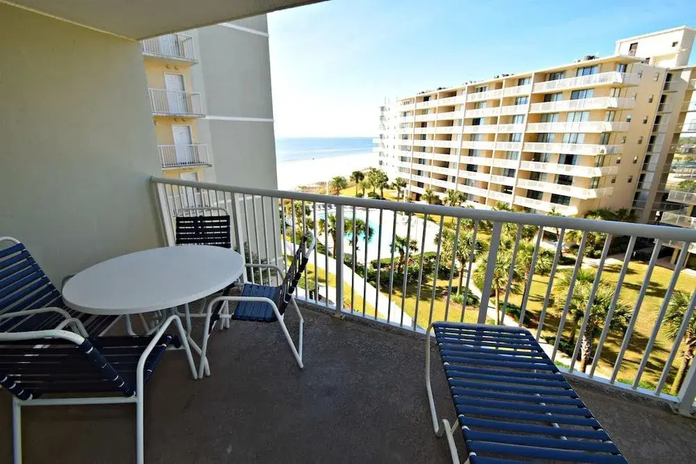 Tradewinds 507 2 Bedrooms 2 Bathrooms Condo