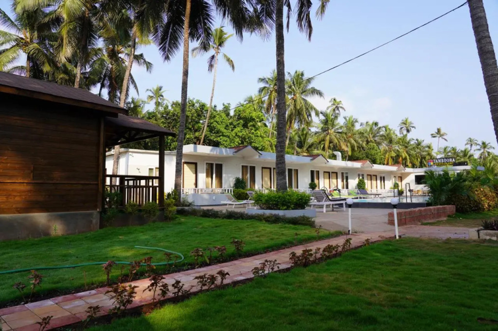 Golden Sands Resort, Morjim