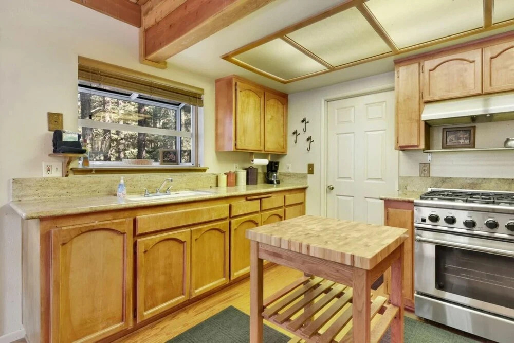 Tree Top Views #2060 by Big Bear Vacations