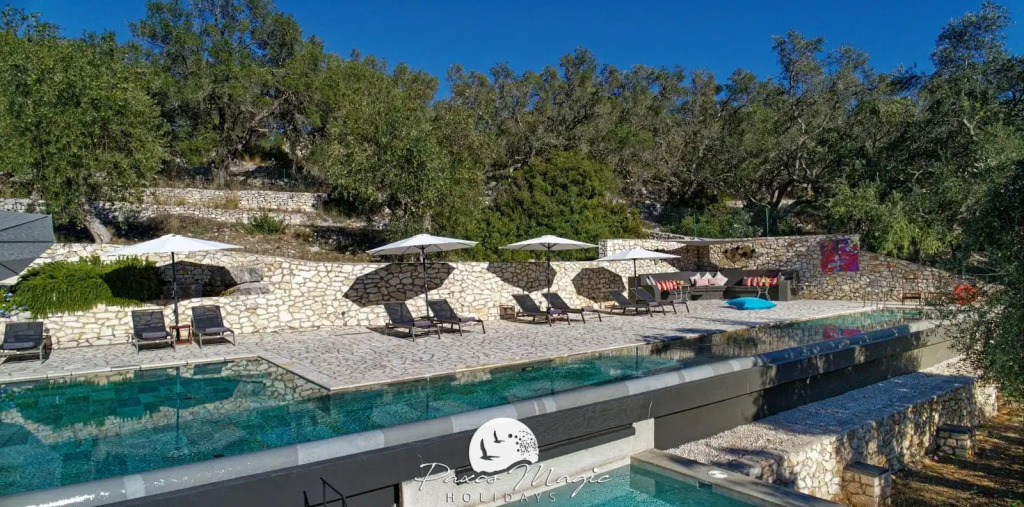 Paxi Resort