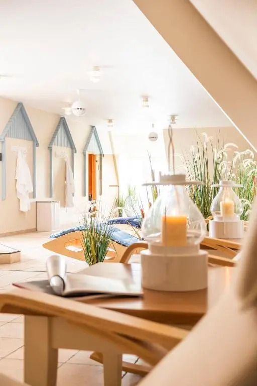 Hotel Pharisäerhof - DAS Hundehotel auf Nordstrand mit Restaurant und Café