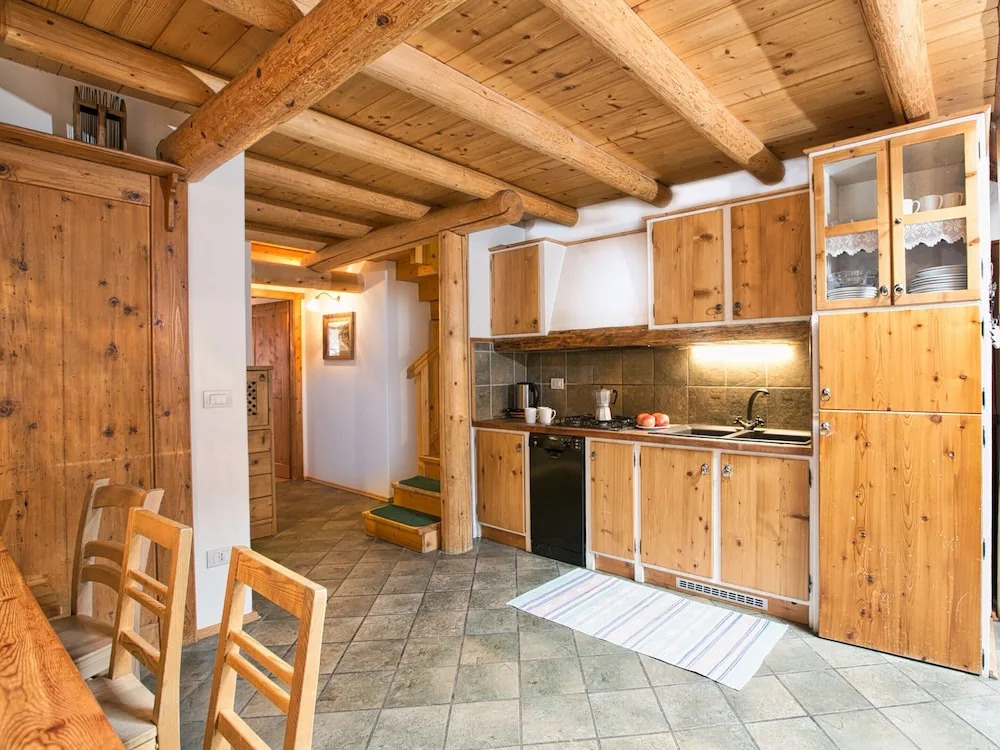 Cottage in Bellamonte With hot tub