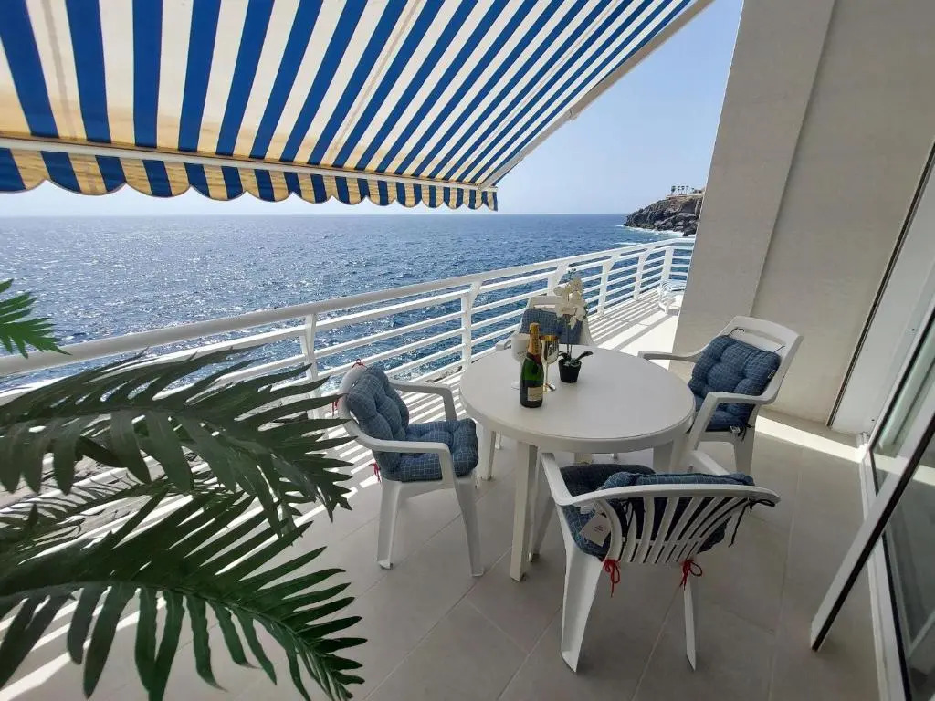 Love boat deluxe experience