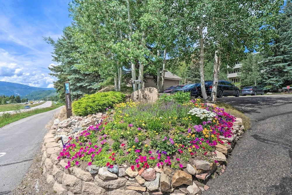Updated Vail Home 10-Min Walk to Lionshead Village