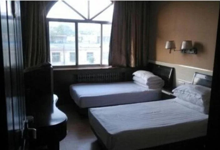 Yulong Inn