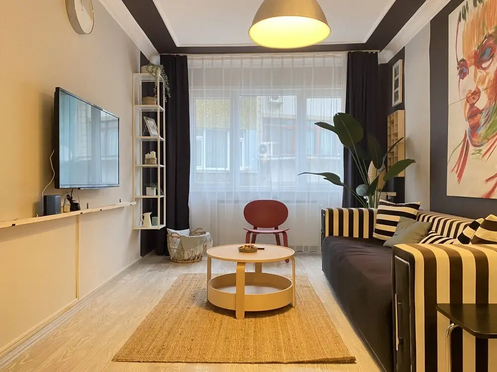 Charming Flat Near Osmanbey Metro Station