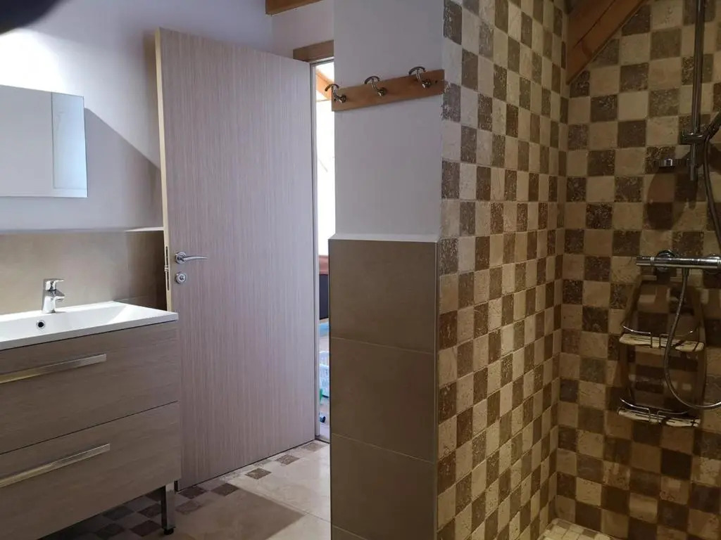 Chalet Notre-Dame-de-Bellecombe, 4 pièces, 8 personnes - FR-1-595-36