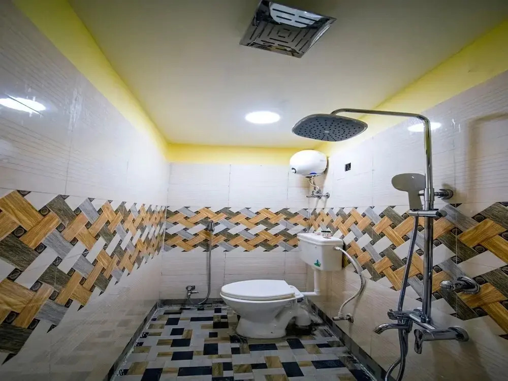 Hotel Shalimar by OYO Rooms