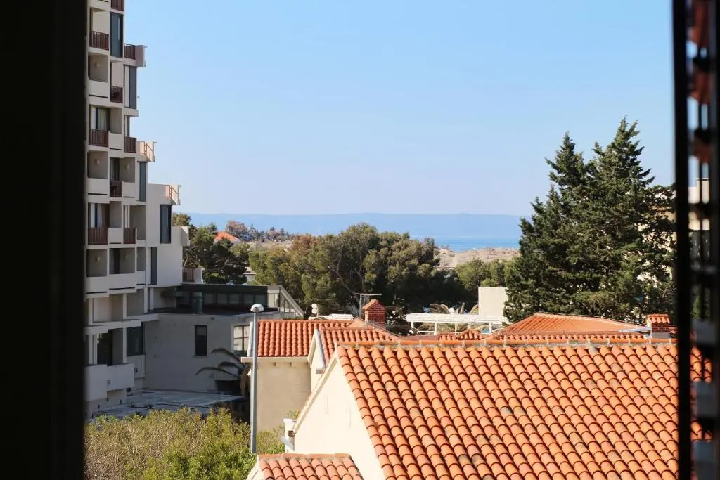 Apartments Nina Beach