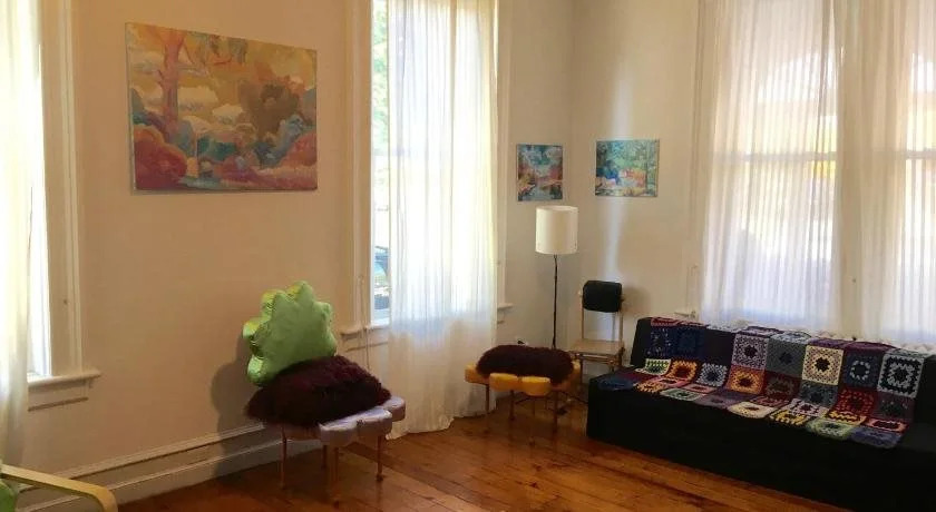 Fort Pl B&B and Gallery