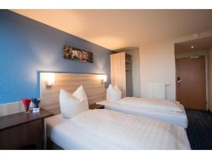 Motel 44
