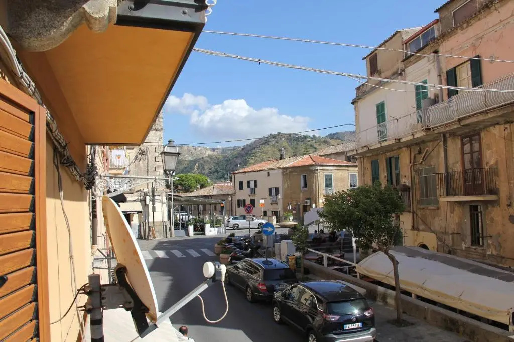 Camera Nella Roccia