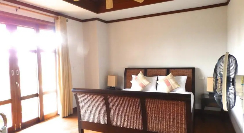 Thongson Bay TG48