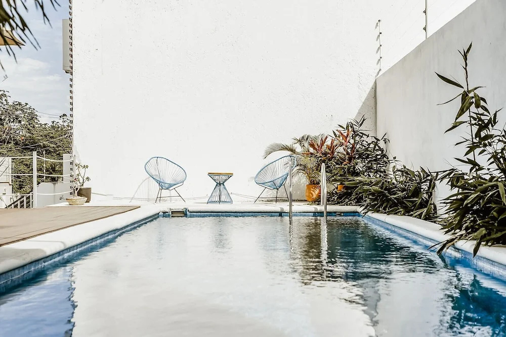 Aura Studios
