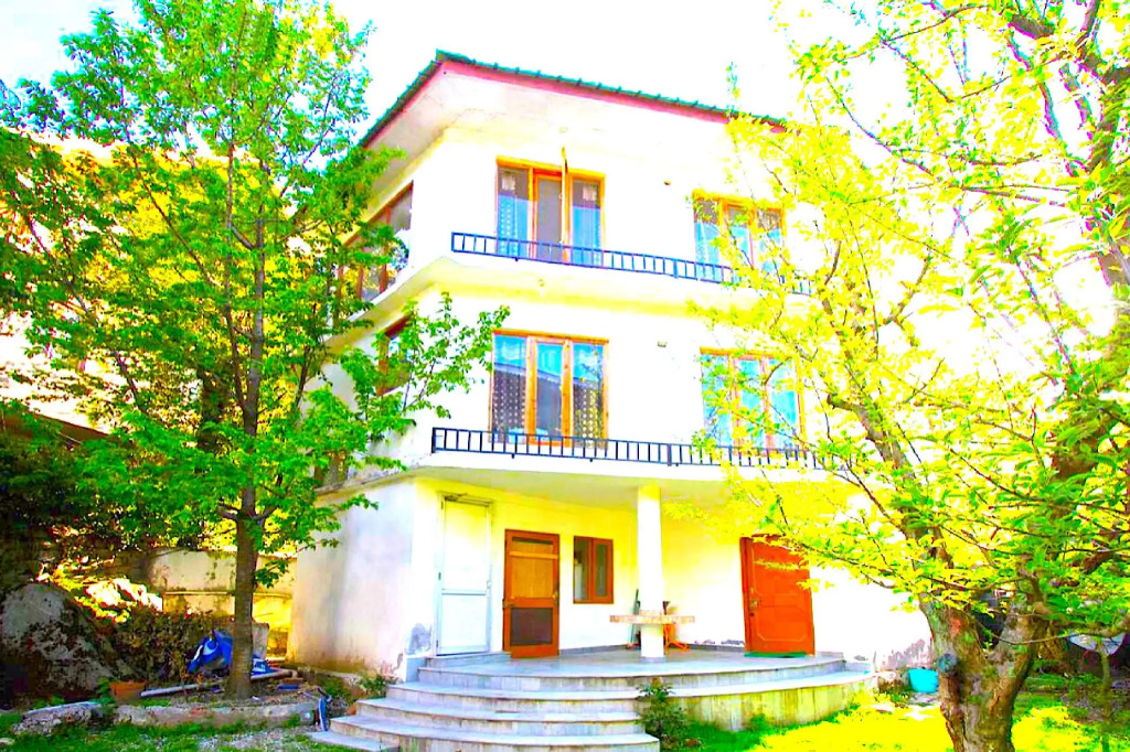 POP HOME 82259 Shashwat Homestay