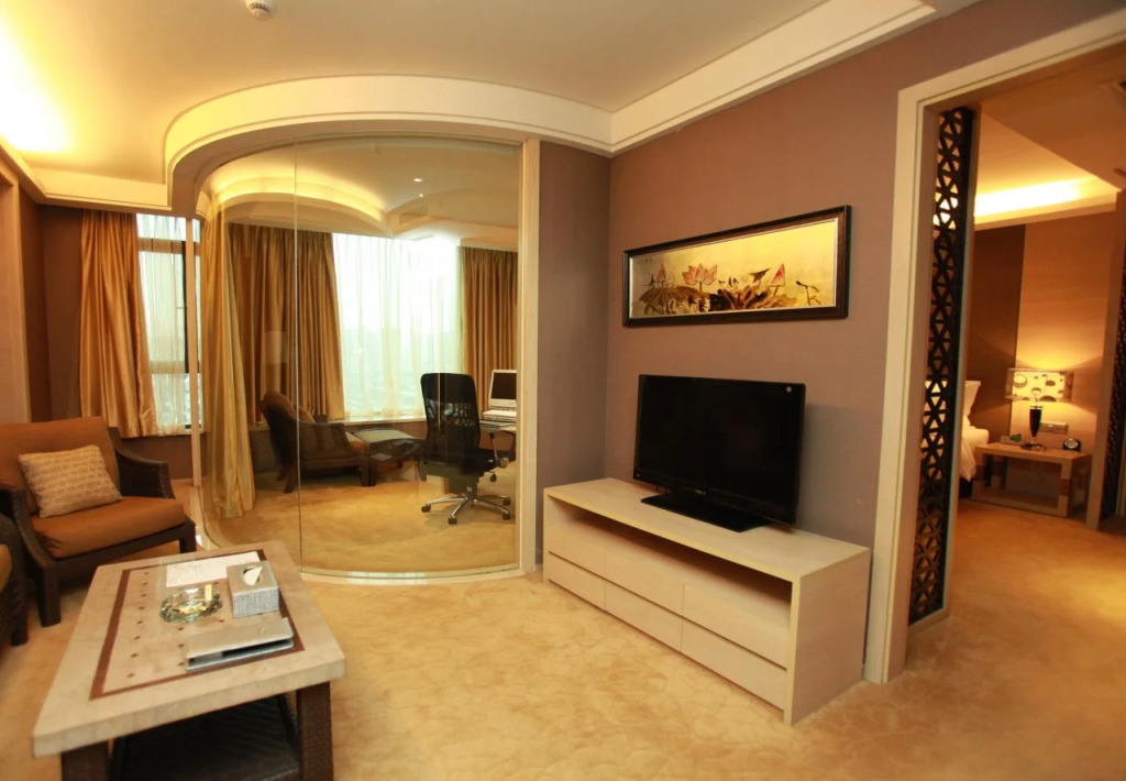 Warner Boutique Hotel
