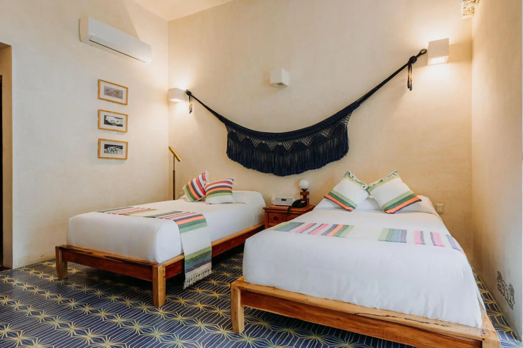 Waye Valladolid Centro - Sustainable, Authentic Experiences & Pet Friendly Boutique Hotel