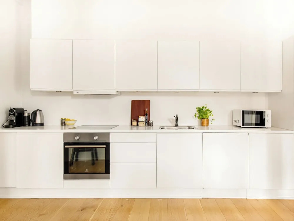 Leaves 3 - Pleasant 4-bdr Apt in Central Copenhagen