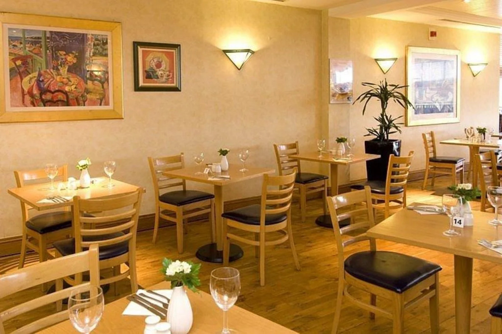 Premier Inn Cardiff North