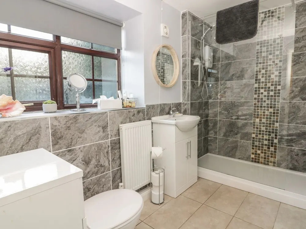Glebe Hall Apartment