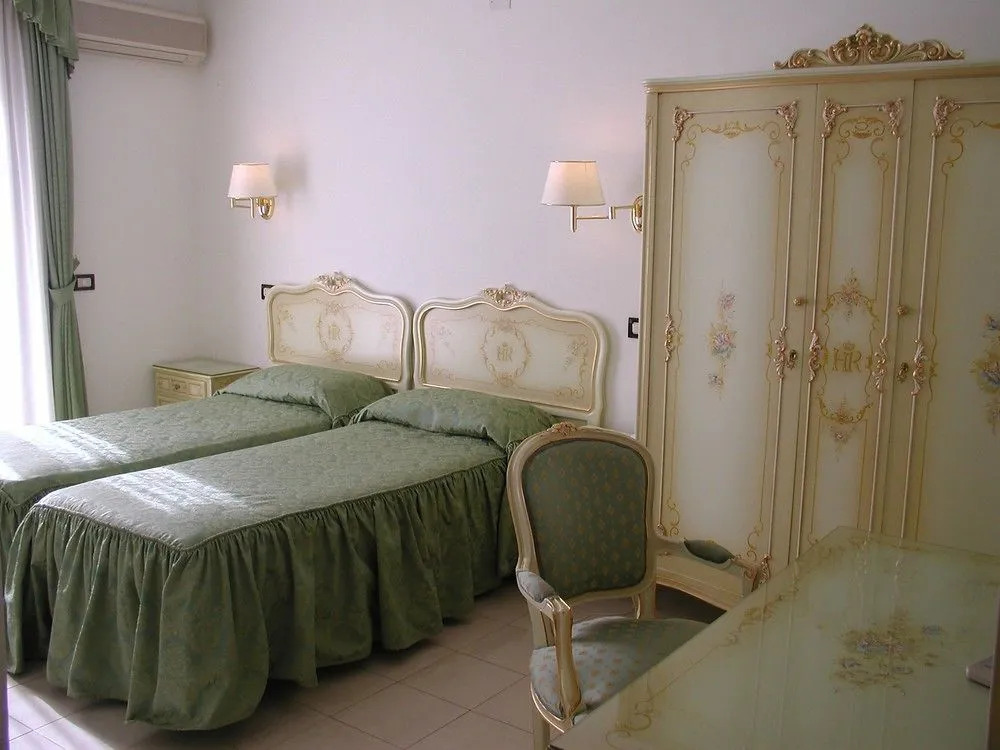 Hotel Royal