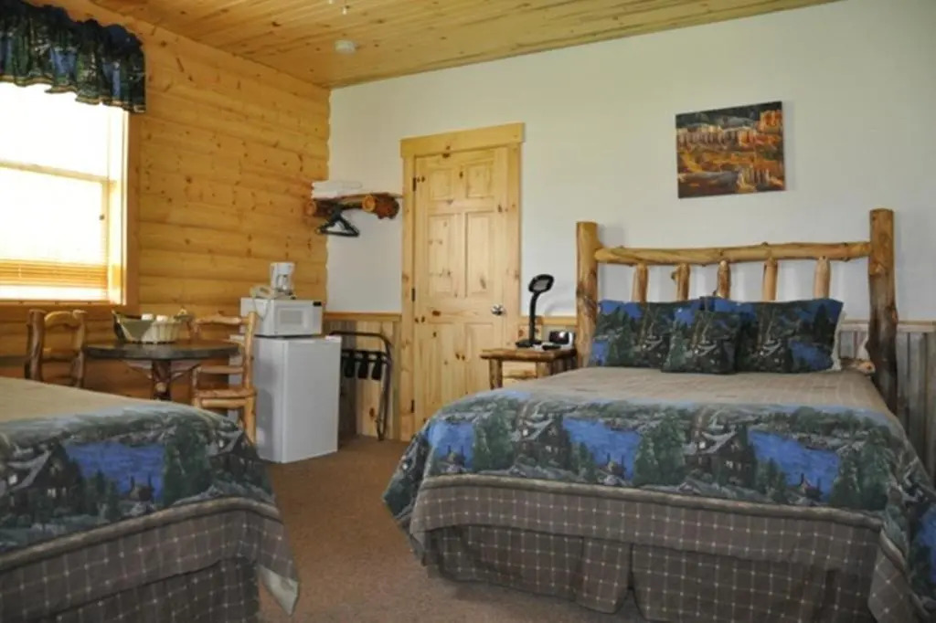 Bryce Country Cabins