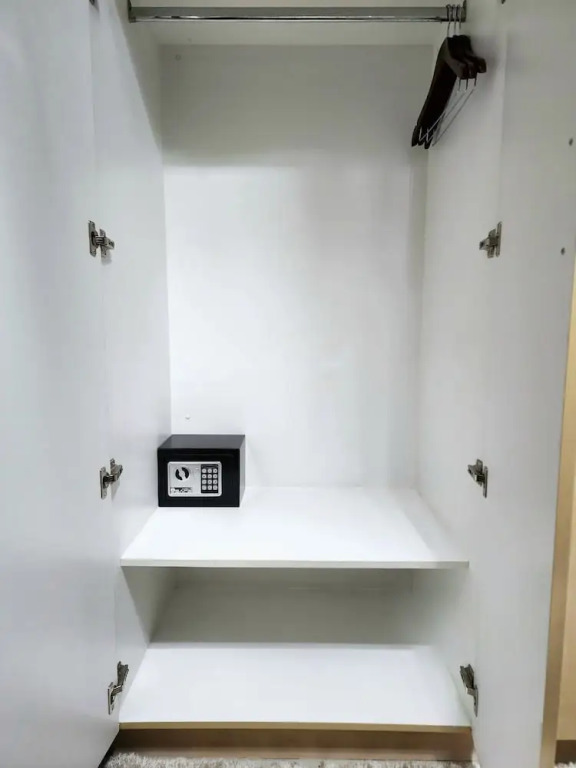 Elegant Studio @ Grass Residences 1-5 persons only, Quezon City