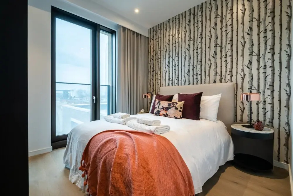 Sensational Studio Apartment in Londons Vibrant Canary Wharf