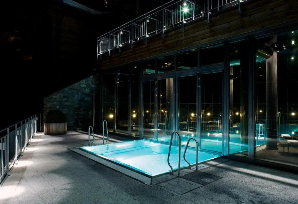THE OMNIA - Design Mountain Lodge and Spa with Iconic Matterhorn Views