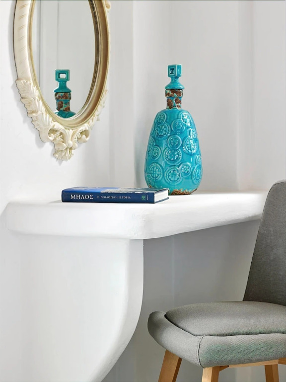 Lithos Luxury Rooms
