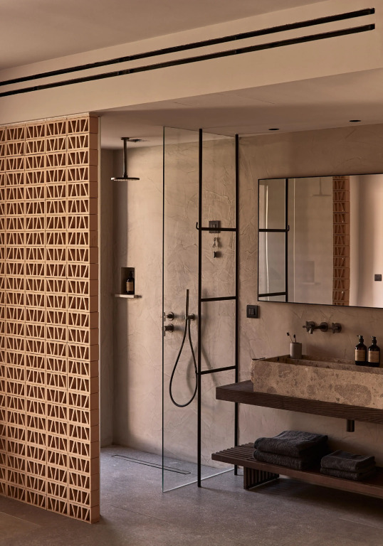 Theros All Suite Hotel