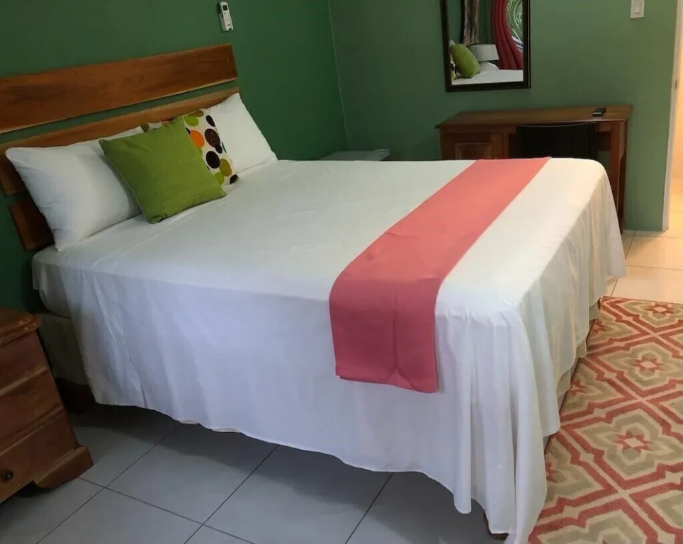 Airport Beach Hotel