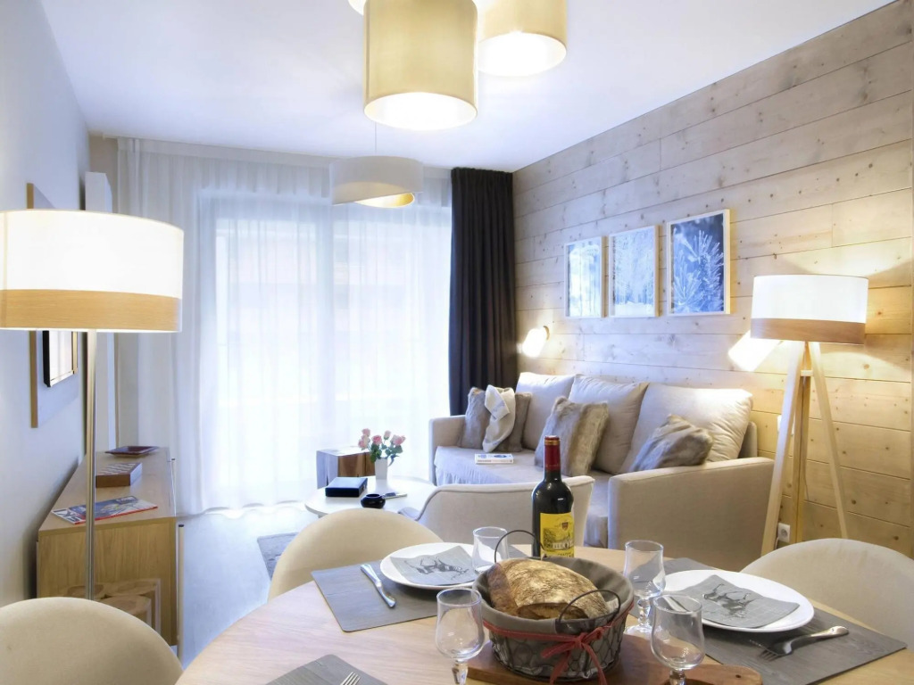 Apartment with spa at the foot of the Grandes Rousses massif