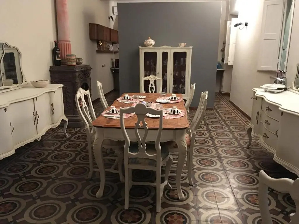 Villa La Dogana - B&B with a lovely garden - Private parking - Slow living in an old-fashioned historical home