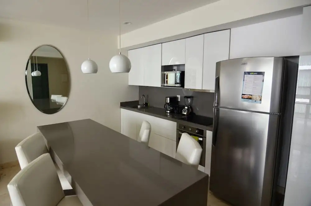 Anah Suites by Las Flores Vacation Rentals