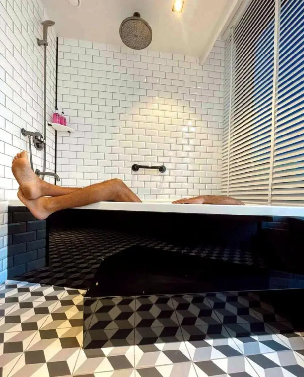 Moxy Lisbon City
