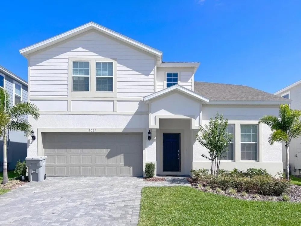 Luxurious Pool Home With Private Pool-2061lc 8 Bedroom Home by RedAwning