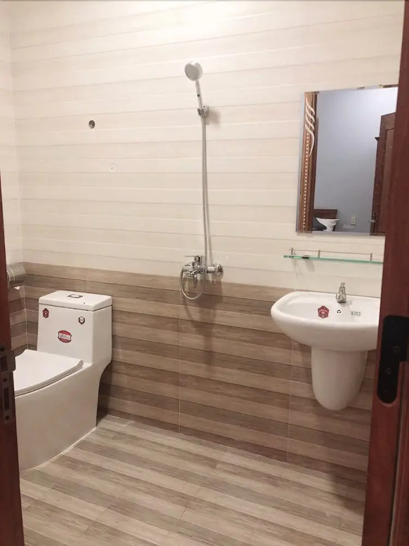 Khách sạn Khải Hoàn