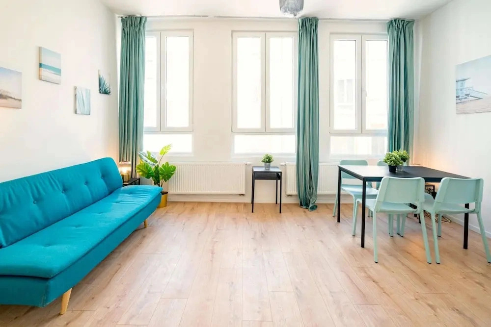Charming 1-bedroom Apartment in Antwerp