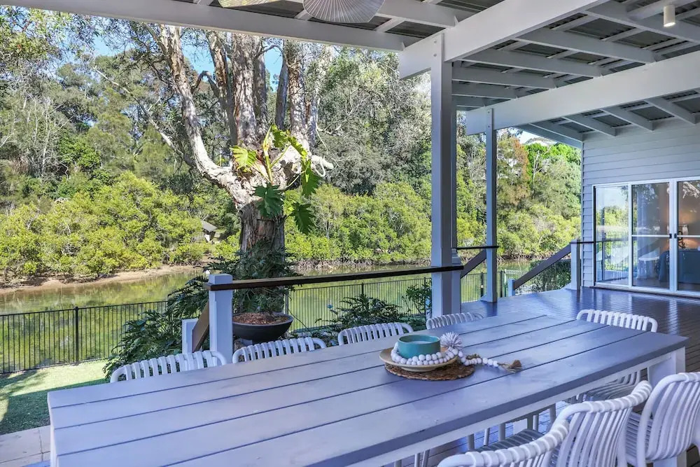 Luxe Waterfront Stay -Tallebudgera Creek