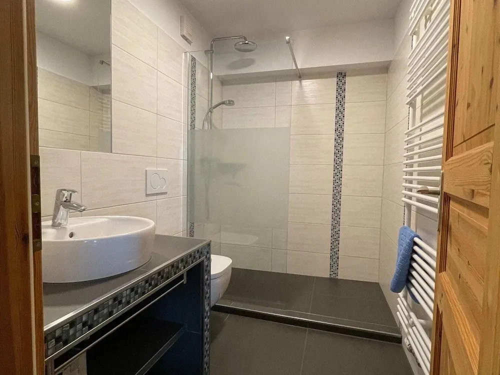 Moderne Ferienwohnung in Bastorf in Meernaehe
