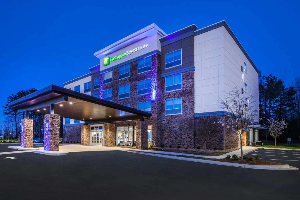 Holiday Inn Express & Suites Atlanta N - Woodstock by IHG