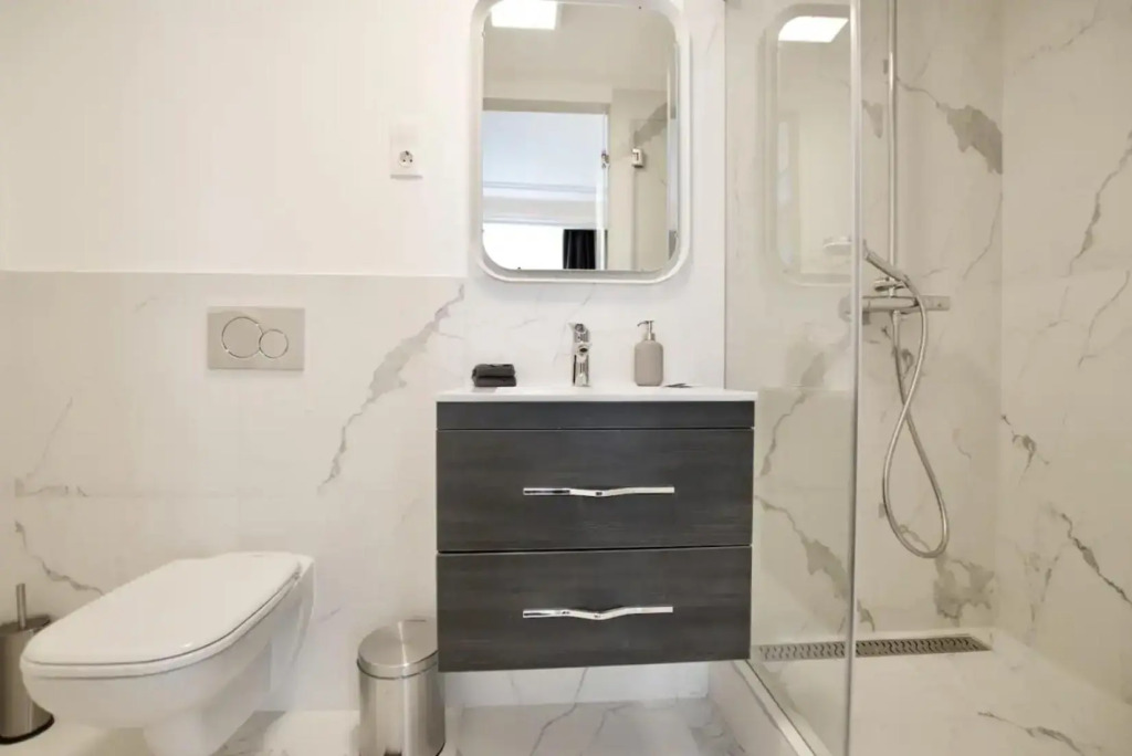 Premium Apartment by Hi5 - Ferenciek tere - 3 BDR