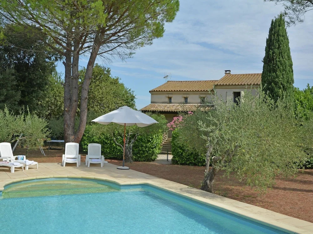 Cosy Villa in Flaux with Swimming Pool