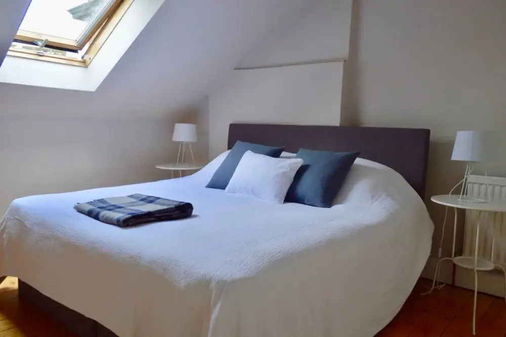 4 Bedroom Clock Tower Apartment In Edinburgh