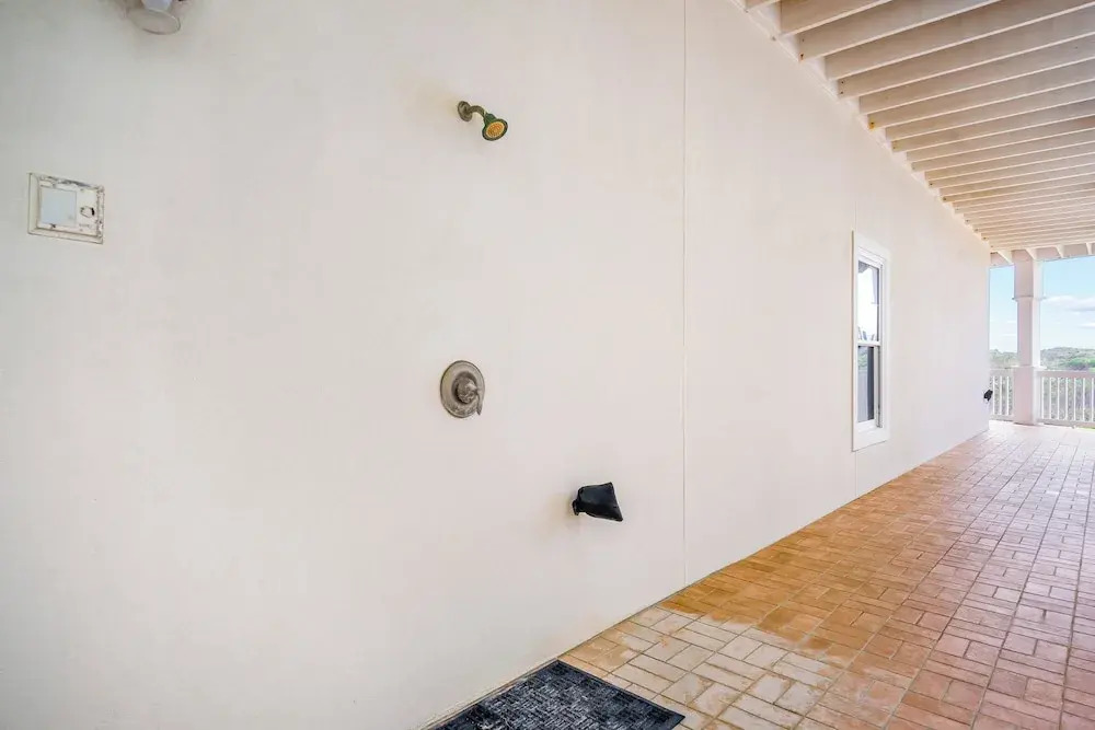 The Retreat 182 SE